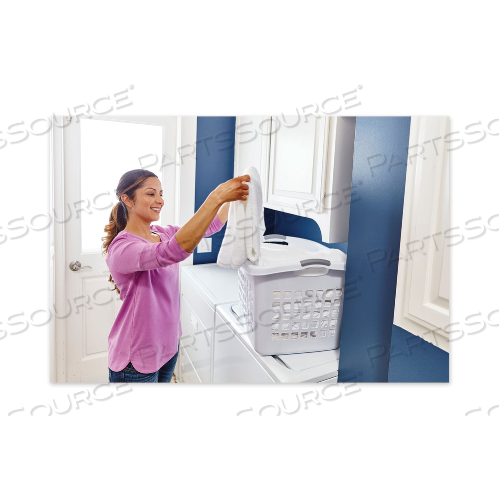 REGULAR BLEACH WITH CLOROMAX TECHNOLOGY, 81 OZ BOTTLE by Clorox