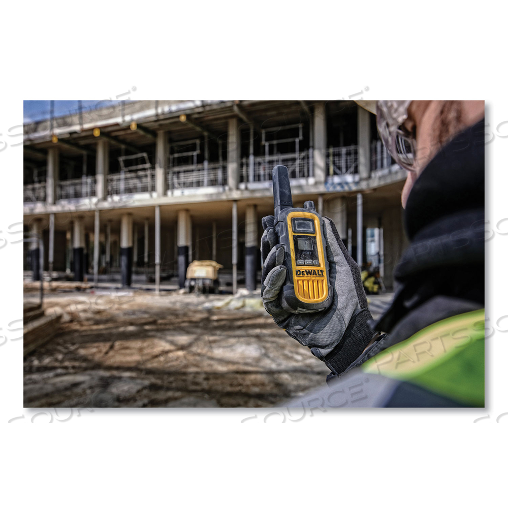 DXFRS800BCH TWO-WAY RADIOS, 2 W, 22 CHANNELS by DeWalt