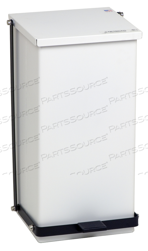 STEP-ON CAN, 8 GALLON, 32 QUART, WHITE by Detecto Scale / Cardinal Scale