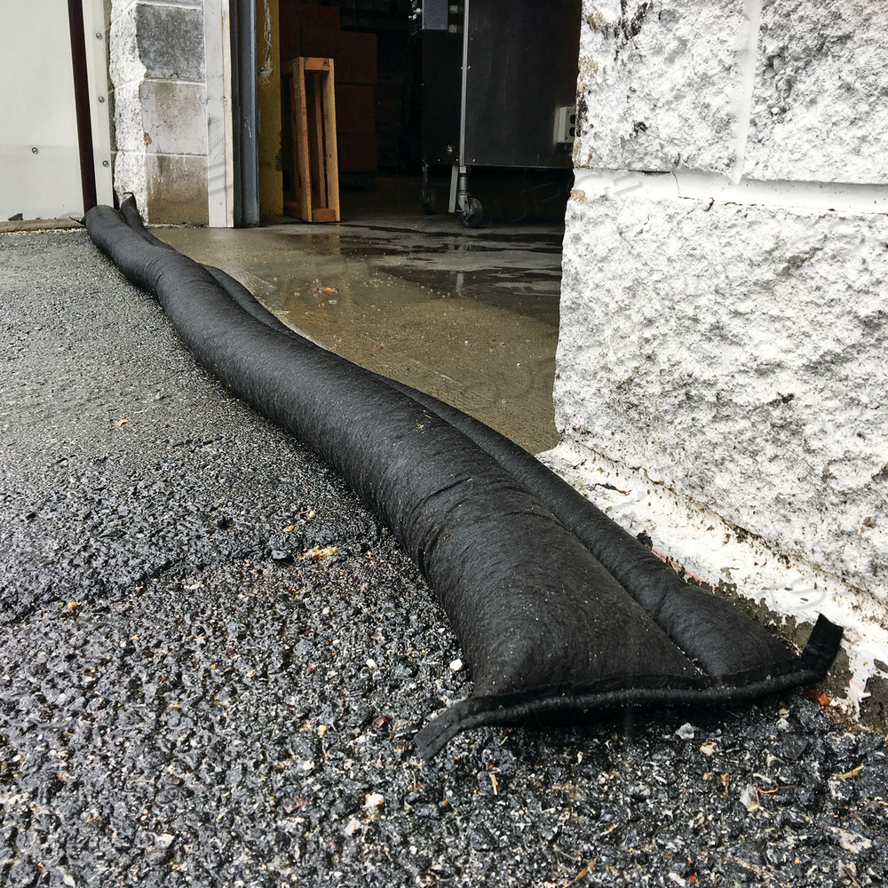 PIG WATER-ACTIVATED FLOOD BARRIER by New Pig Corporation