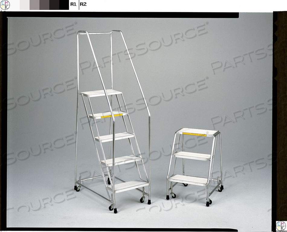 ROLLING LADDER ALUMINUM 28-1/2 IN.H by Ballymore