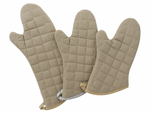 OVEN MITT TAN FLAMEGUARD 17 INCH by Phoenix