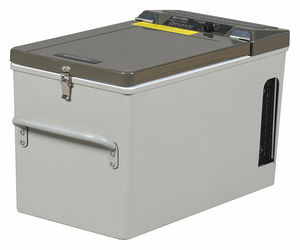 MARINE CHEST COOLER 16.0 QT. CAPACITY by ENGEL