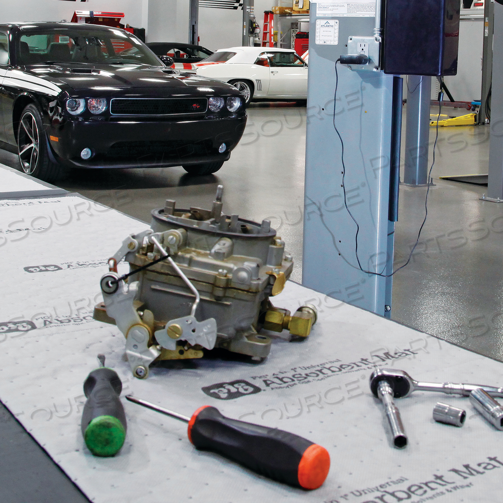 PIG 4 IN 1 ABSORBENT MAT ROLL IN DISPENSER BOX by New Pig Corporation