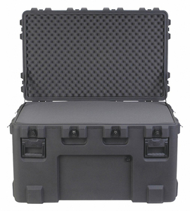 CASE W/FOAM 31-5/8 L 31-1/2 W BLACK by SKB