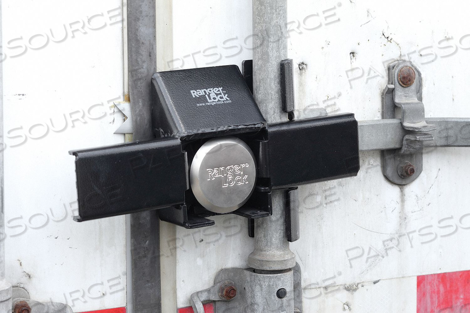 PADLOCK GUARD HARDENED STEEL BLK 12 L by Ranger Lock