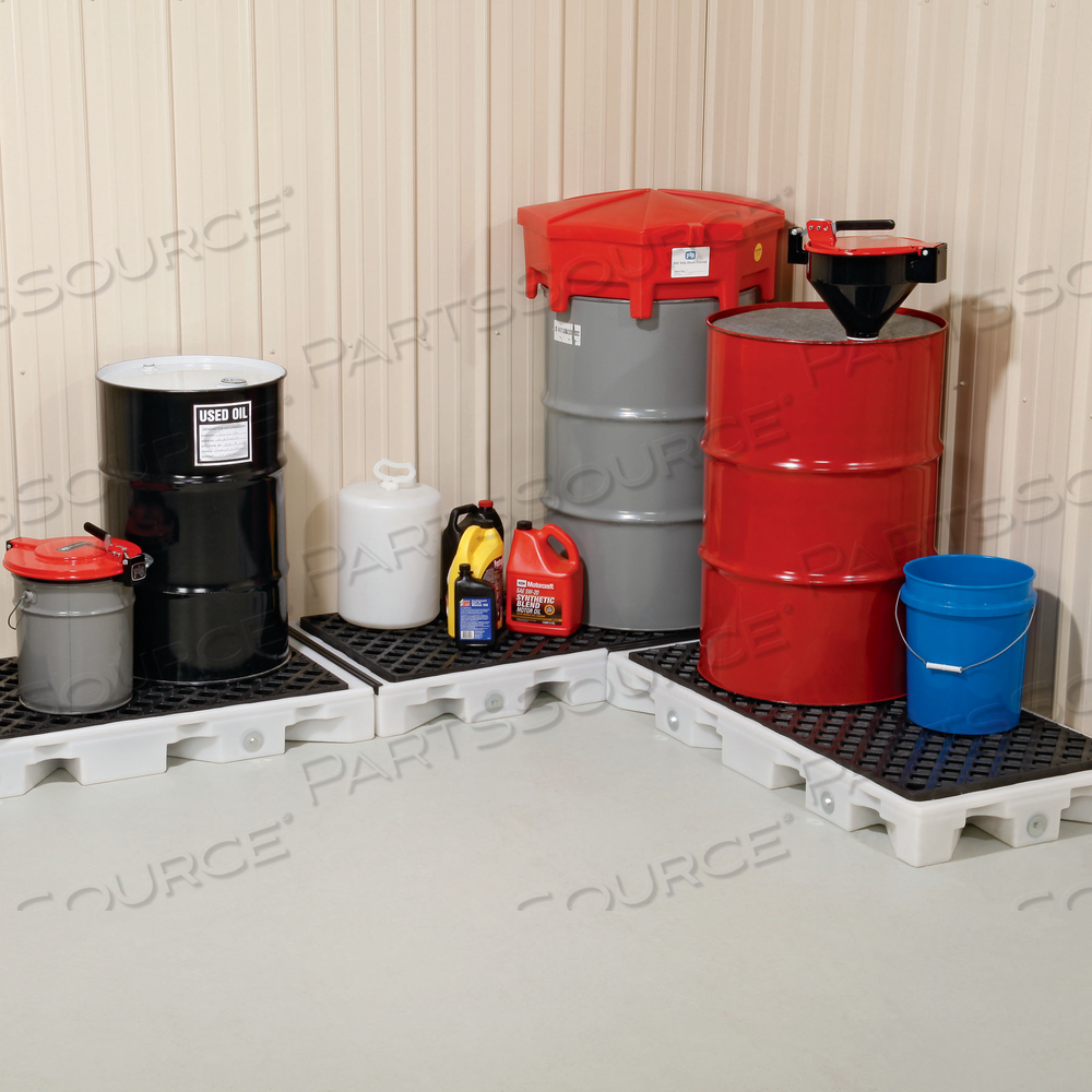 PIG POLY MODULAR SPILL DECK by New Pig Corporation