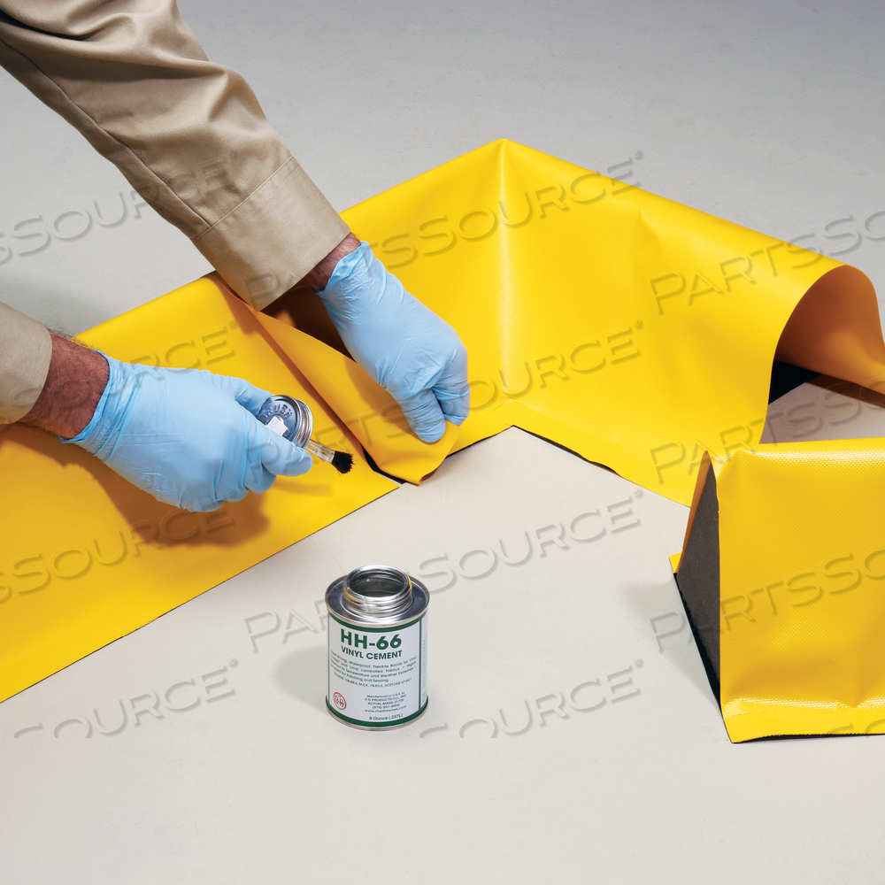 PIG BUILD-A-BERM BARRIER STRAIGHT SECTION by New Pig Corporation