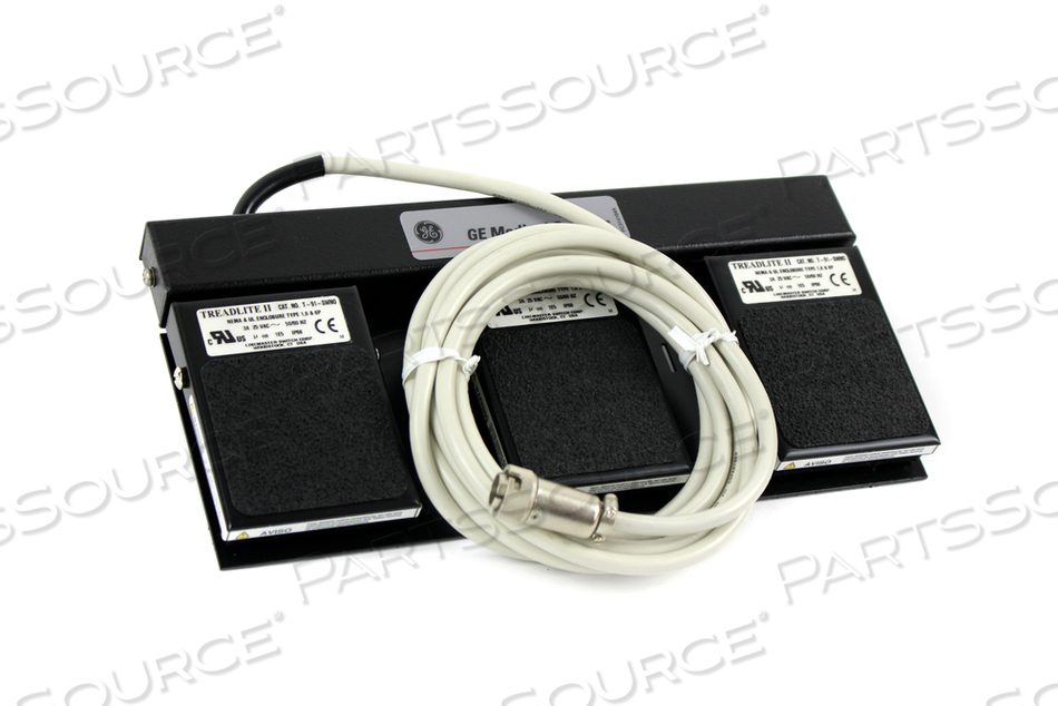 FOOT SWITCH 3-PEDALS IP68 FOOT SWITCH 3-PEDALS IP68