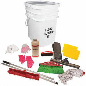 FLOOD CLEAN UP KIT 18 COMPONENTS by Propac Inc.