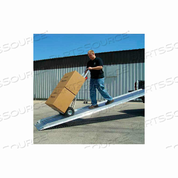 ALUMINUM TRUCK WALK RAMP APRON STYLE 28"W X 16'L 