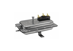 AIRSWITCH .05 WC PR-V SPDT by Cleveland Controls