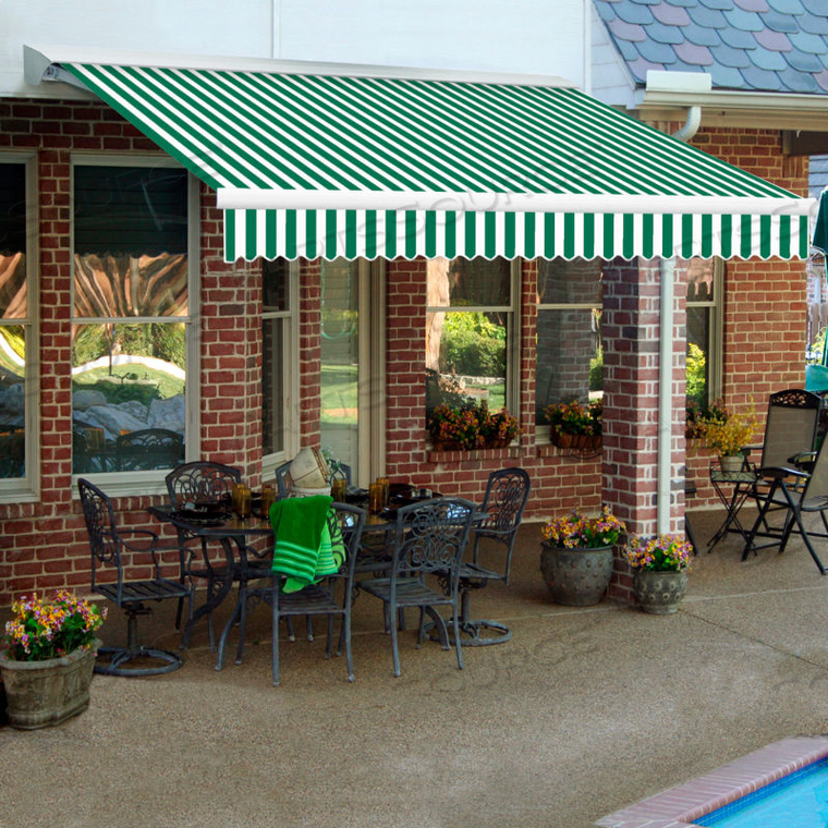 RETRACTABLE AWNING MANUAL 24'W X 10'D X 10"H FOREST GREEN/WHITE 