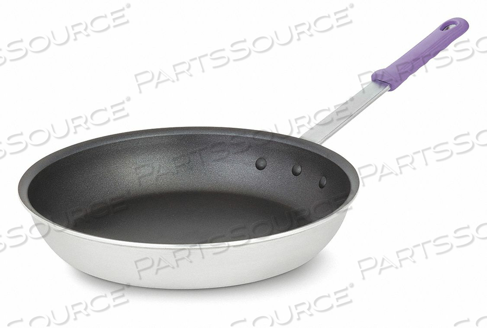 FRY PAN SILVER/BLACK 2-1/4 IN INSIDE D by Vollrath