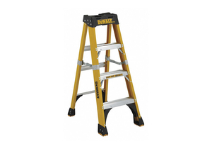 STEPLADDER FIBERGLASS 4 FT H 375 LB CAP by DeWalt
