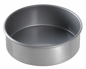 ROUND CAKE PAN PLAIN 6X2 by Chicago Metallic