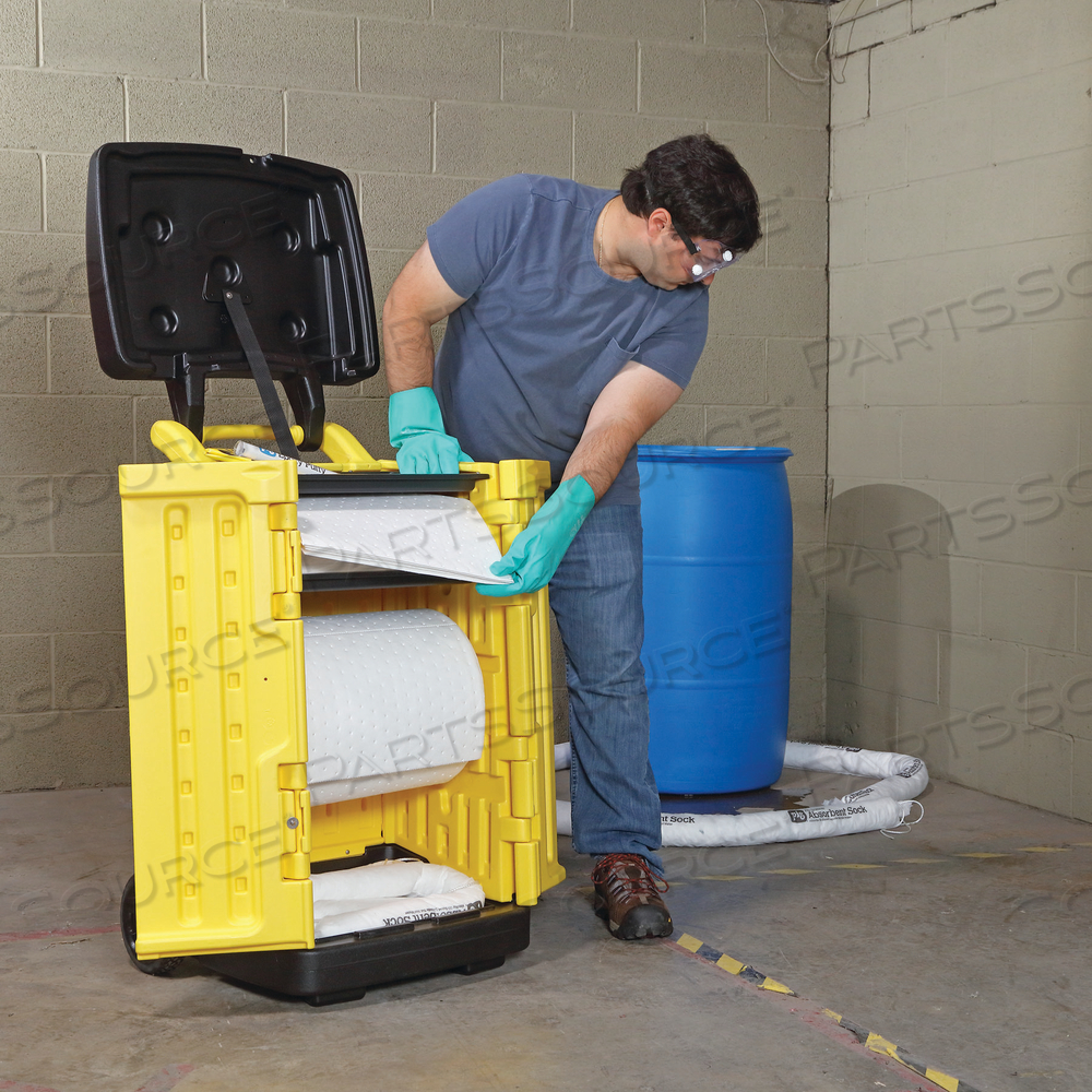 PIG OIL-ONLY QUICK-RESPONSE HIGH-VISIBILITY SPILL CART by New Pig Corporation