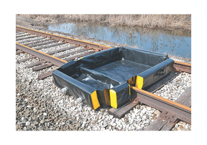 RAIL CONTAINMENT BERM 120 GAL by Enpac