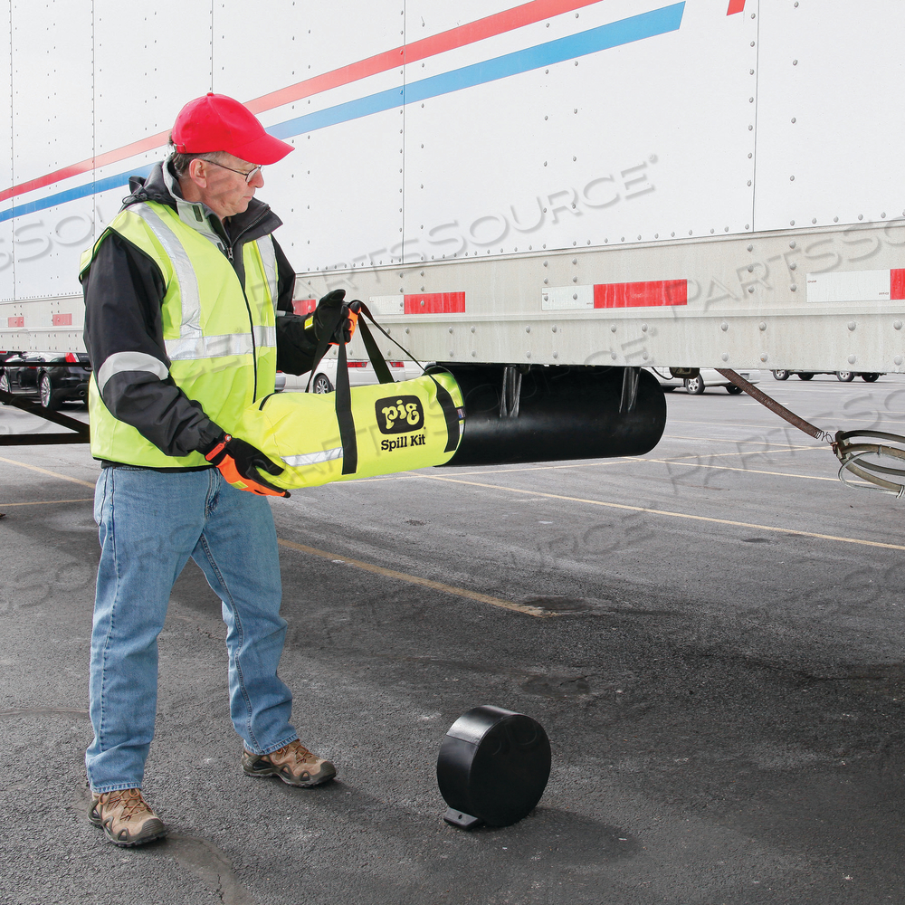 PIG OIL-ONLY TRUCK SPILL KIT IN DUFFEL BAG by New Pig Corporation PIG OIL-ONLY TRUCK SPILL KIT IN DUFFEL BAG by New Pig Corporation