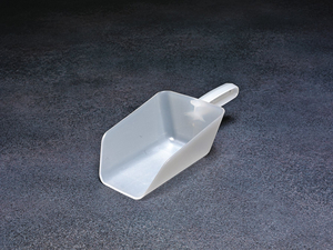 SCOOP TRANSLUCENT POLYPROPYLENE 52 OZ. by Funnel King