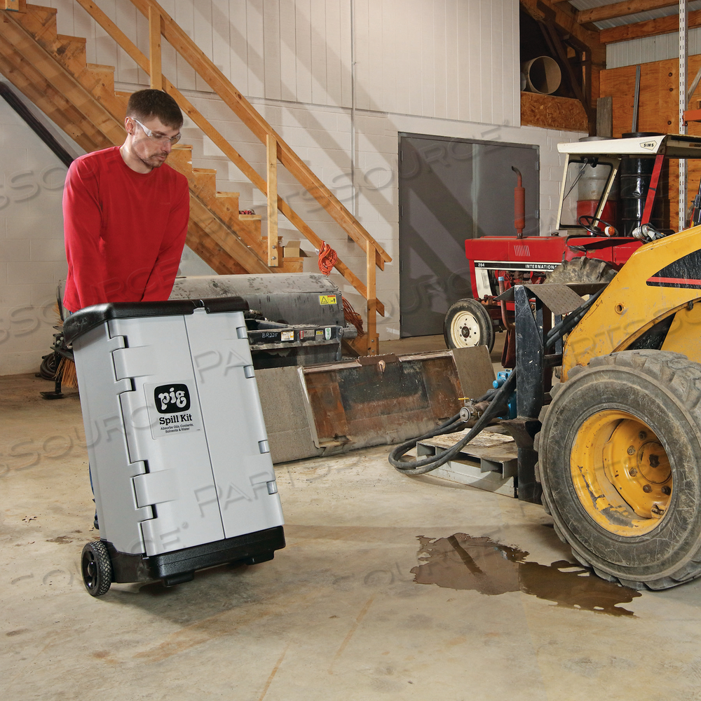 PIG QUICK-RESPONSE SPILL CART by New Pig Corporation