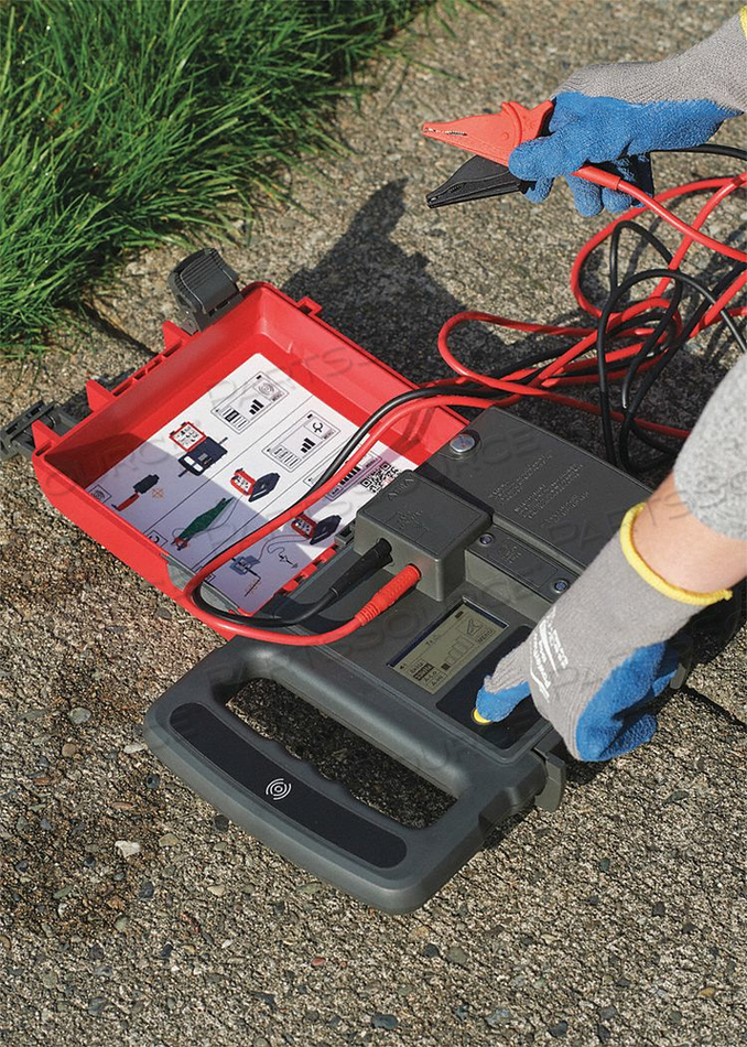 UNDERGROUND UTIITIES LOCATOR 20 FT D by Amprobe