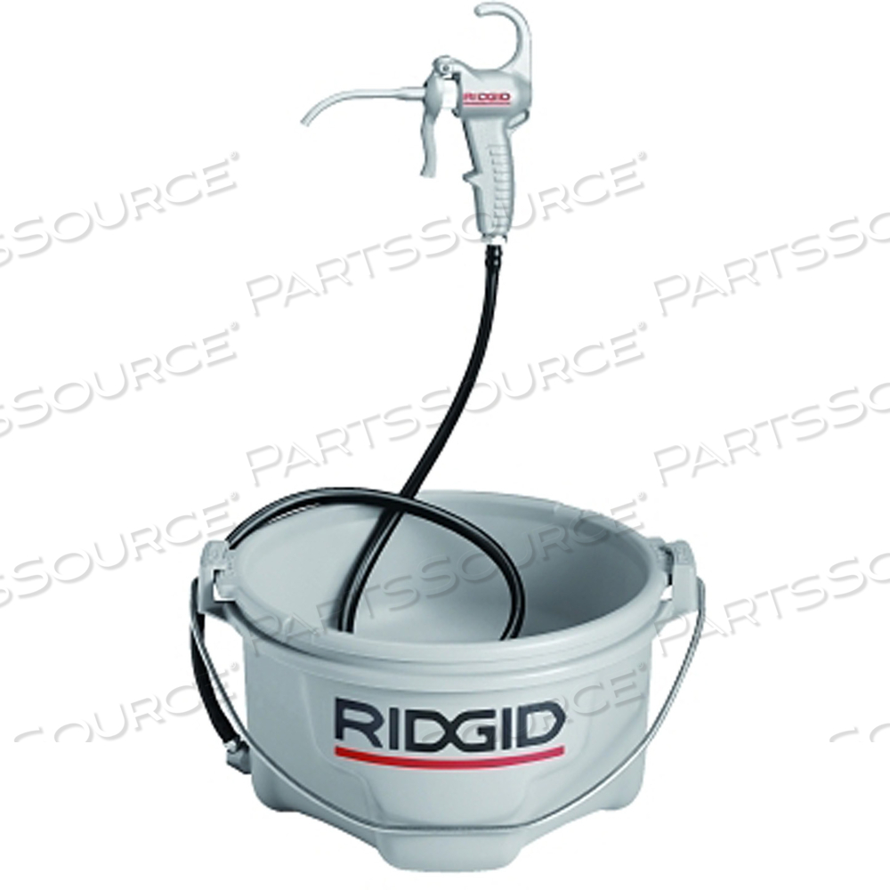 MODEL NO. 418 HAND OPERATED OILER W/ONE GALLON PREMIUM THREAD CUTTING OIL & RESERVOIR by Ridgid