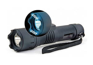 STUN GUN 4.0 MILLION 110 LUMENS BLACK by Guard Dog Security