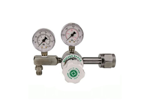 ADJUSTABLE SINGLE STAGE REGULATOR, CGA 540 NUT AND NIPPLE, 0 TO 100 PSI DELIVERY, 3000 PSI INLET, MEETS FDA, ISO 9001, 2 IN DIA by Western Enterprises