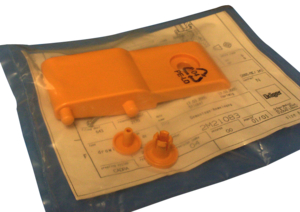 RIGHT REPLACEMENT HINGE SET FOR BABYTHERM® 8004/8010 OPEN CARE UNIT by Draeger Inc.