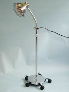 250W MOBILE BASE PATIENT MODEL ADJUSTABLE INFRARED LAMP by Brandt Industries, Inc.