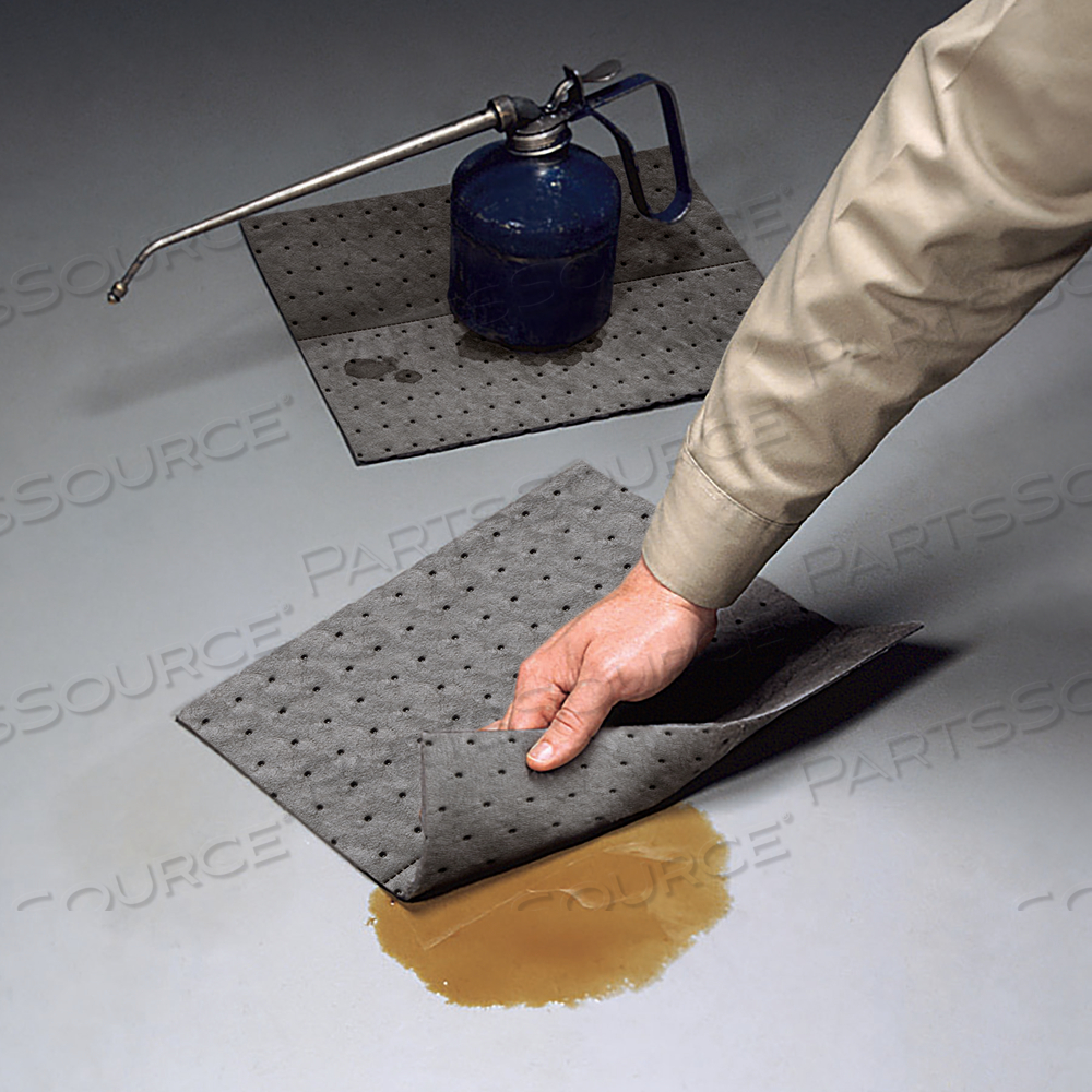 PIG ABSORBENT MAT PAD IN DISPENSER BOX by New Pig Corporation