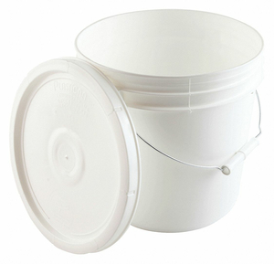 PAIL WHITE PLASTIC ROUND SHAPE 2.0 GAL. by Dynalon