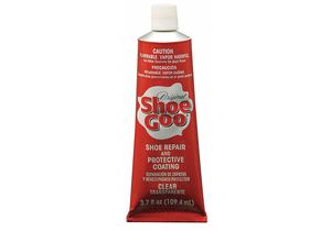 CLEAR SHOE REPAIR ADHESIVE 3.70 OZ. by Shoe Goo